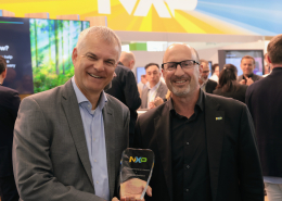 Thomas Staudinger, President, Avnet Embedded, accepts the award from Ron Martino, EVP Global Sales, NXP at Embedded World 2024
